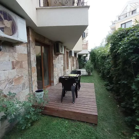 Apartament Royal Bay 2 - *